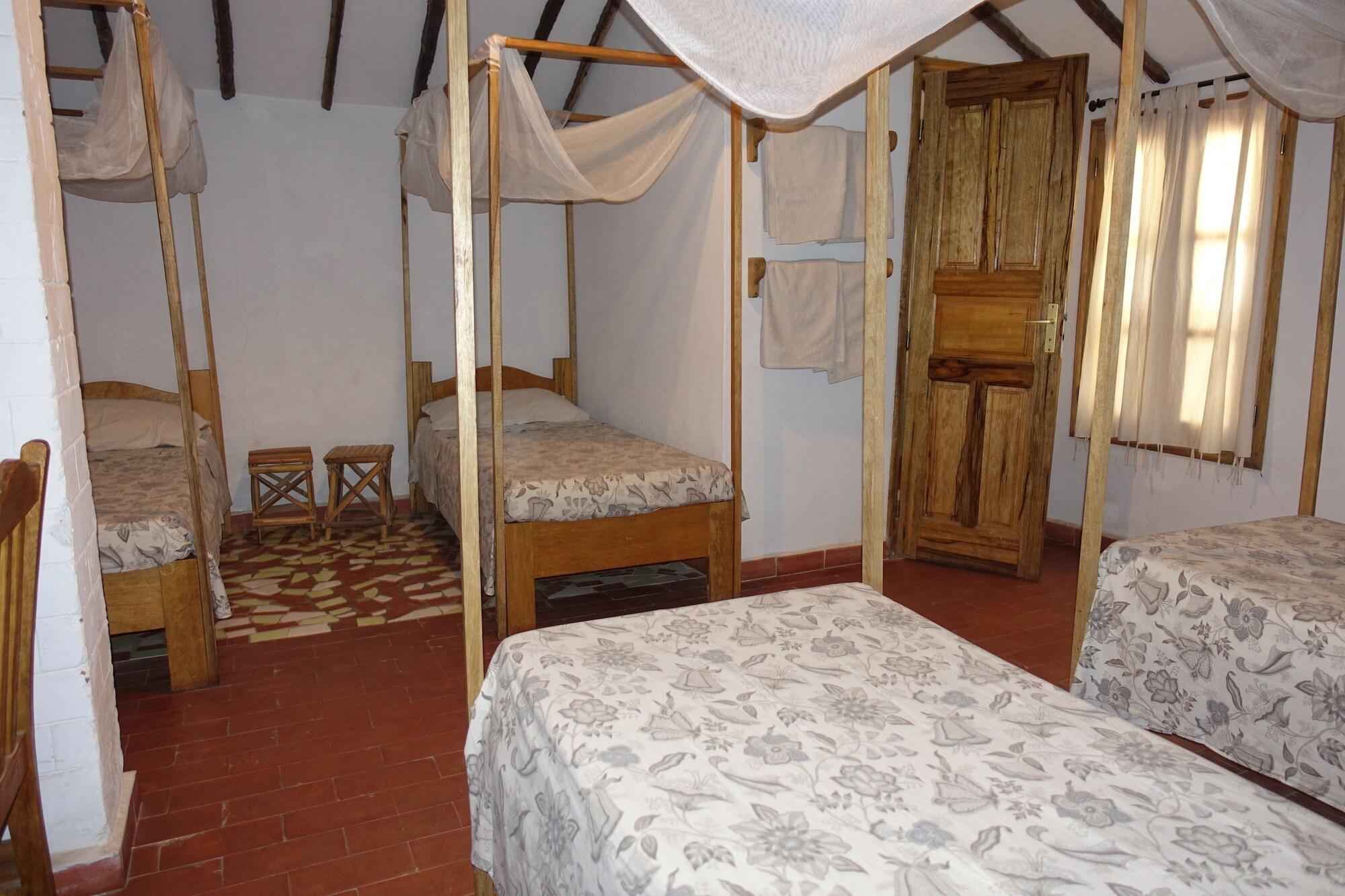 Hotel Keur Marrakis M'Bour Esterno foto