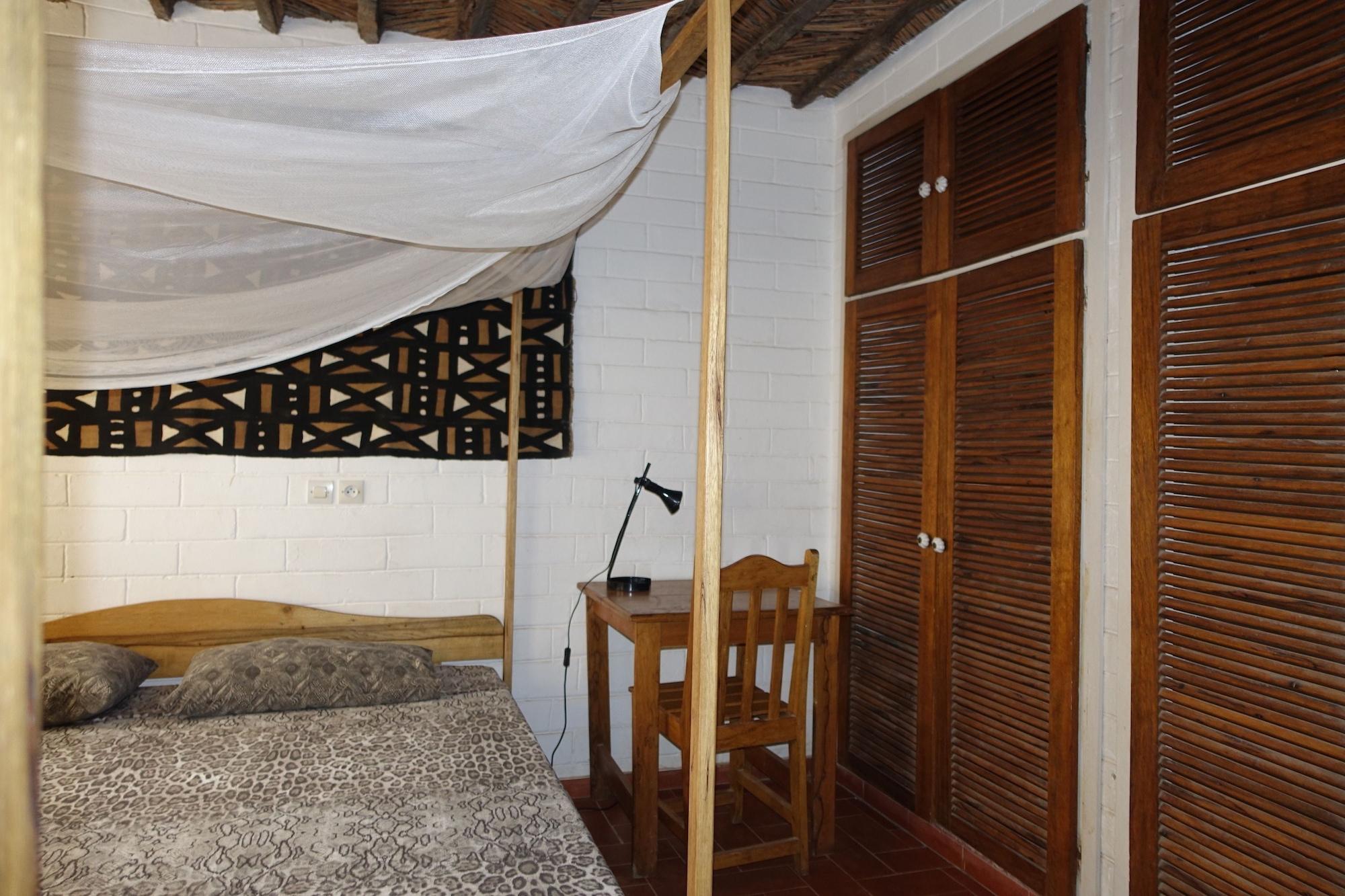 Hotel Keur Marrakis M'Bour Esterno foto